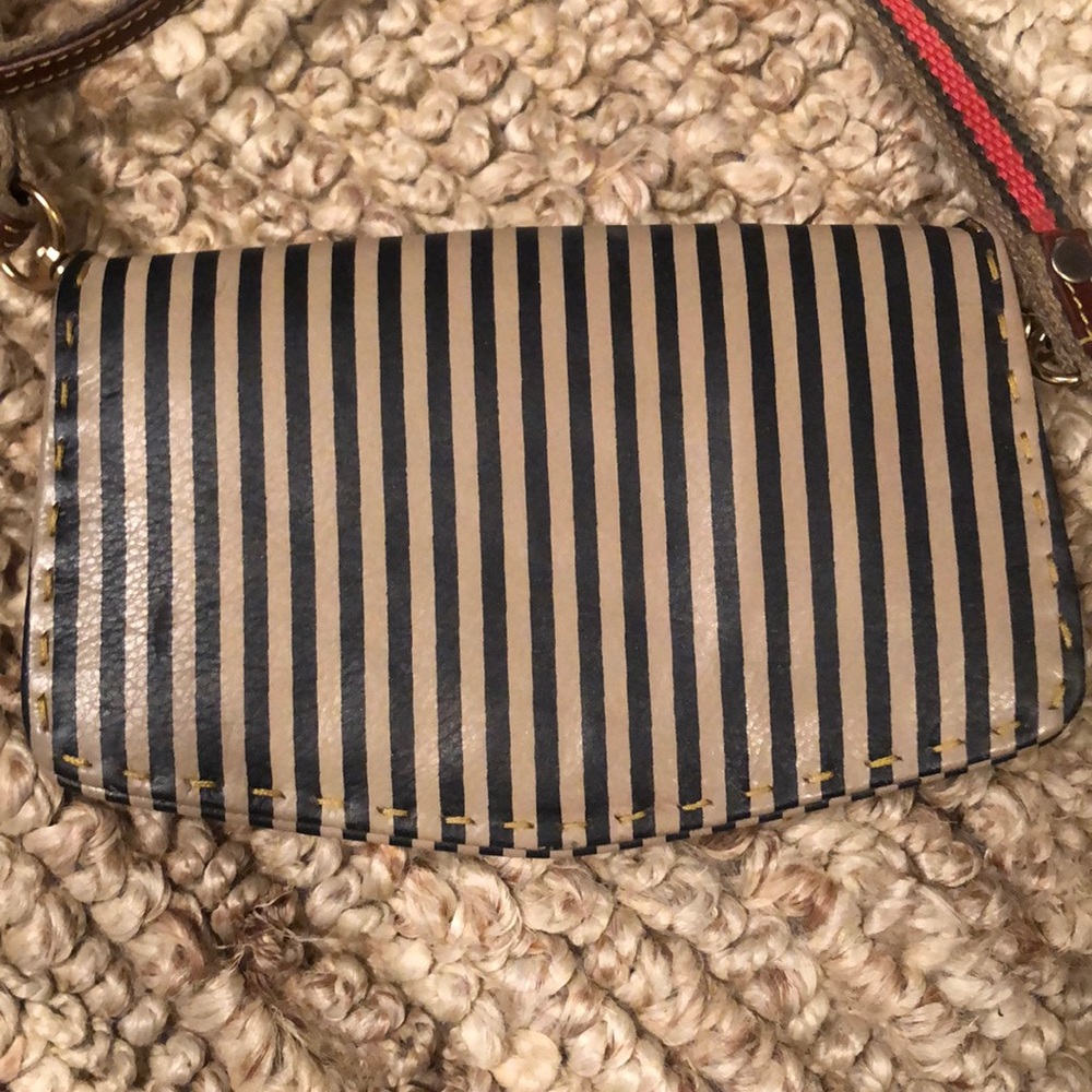 Striped Crossbody - Picture 3 of 7
